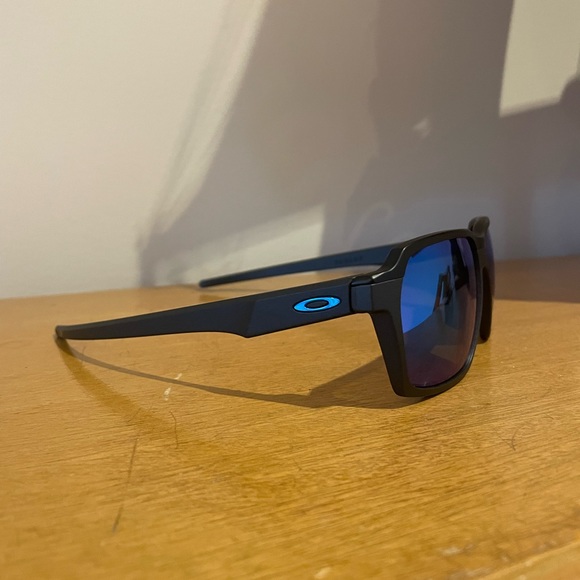 Men’s Oakley Parlay sunglasses - Picture 2 of 9